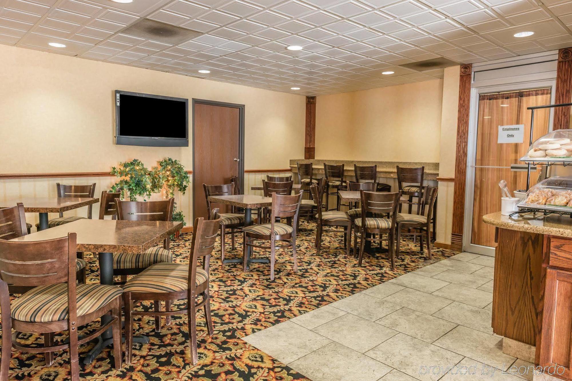 Rodeway Inn 2*